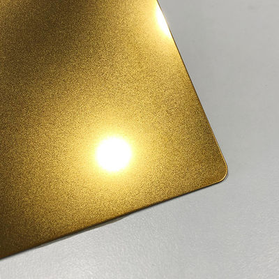 0.5mm Dekoratif Paslanmaz Çelik Sac Altın Renkli Boncuk Püskürtülmüş JIS Standardı
